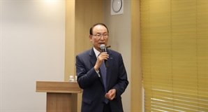 최운열 “보수 덤핑 심각…금감원에 특별회계감리 요청할 것”