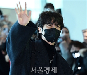 "'이것' 사야 진짜 팬"…BTS 제이홉 콘서트에 뜨는 특허청, 무슨 일?