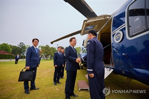 尹이 닫아버린 정상외교…李대통령, G7정상회의 참석차 오늘 출국