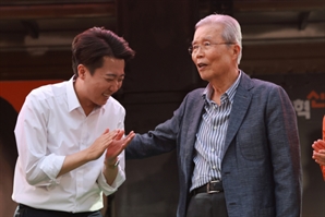 김종인 "한동훈, 전대 출마 도움 안 돼…이준석, 반성하면 성과낼 것"