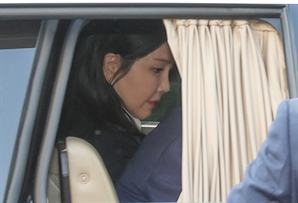 김건희 석사 학위 소급 취소 길 열렸다…최종 결정 앞둬