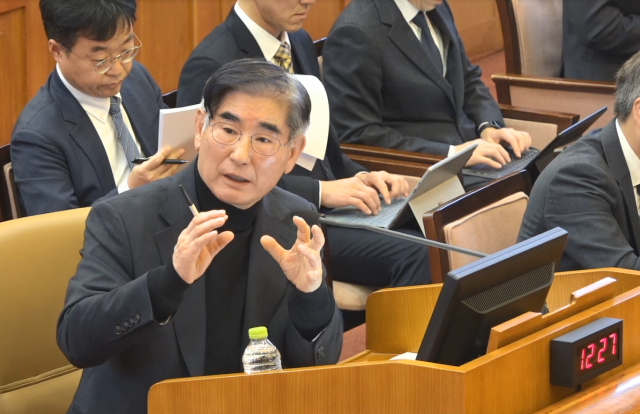 김용현 전 국방부 장관이 지난 1월 23일 서울 종로구 헌법재판소에서 열린 윤석열 전 대통령 탄핵심판 4차변론에 증인으로 출석해 발언하고 있다. 사진제공=헌법재판소