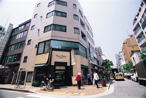 “한국서 존재감 키우더니…” 일본 건너간 쿠팡, ‘파격 조건’ 내걸었다