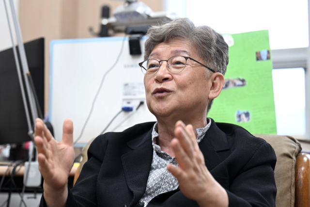 “보편적 지원금은 지속 불가능…저소득층에 집중해야”