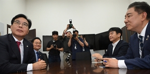 여야, 원구성 줄다리기 지속…19일 본회의 불발