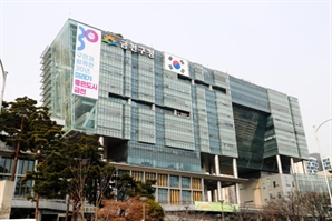 “물건도 마음도 나누는 하루”…금천구, 1인가구 위한 벼룩시장 '스스로마켓' 개최