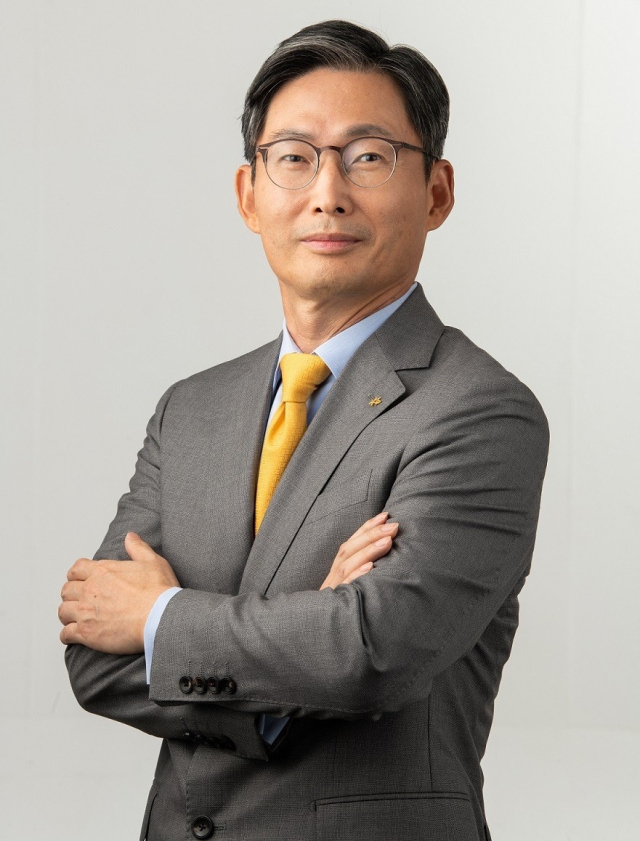 SK쉴더스 리파이낸싱 ‘삐걱’…EQT, 분할 매각 카드 꺼내 [시그널]