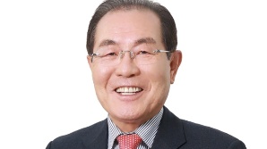 "증여주식 돌려줘" 콜마家 남매 갈등, 부자싸움으로 번지나