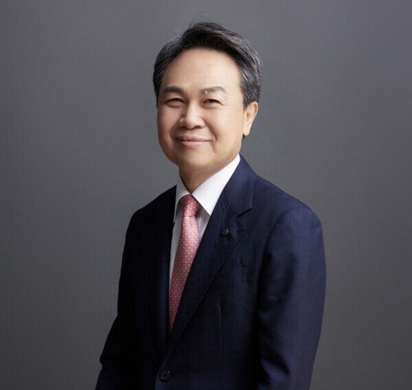 진옥동 신한금융지주 회장