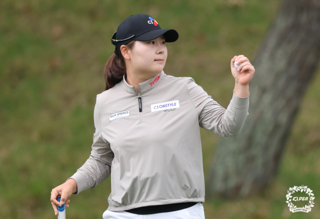 올해 우승과 준우승을 모두 차지한 홍정민. 사진 제공=KLPGA