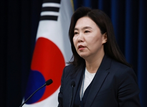 대통령실, 美 이란 공격에 “동향 예의주시하며 추가 논의”