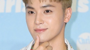'AV 배우 만남' 주학년, 계약해지 절차 의문 제기…"20억 위약금 부당"