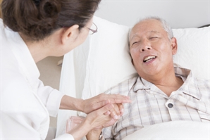 "긍정적 사고 진짜 효과 있었다"…말기 암 환자, 마음가짐에 따라 생존율 차이 '이만큼'