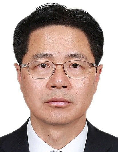 [속보]강형석 신임 농식품부 차관 "농업·농촌 대전환 선언…농정 재설계 착수"