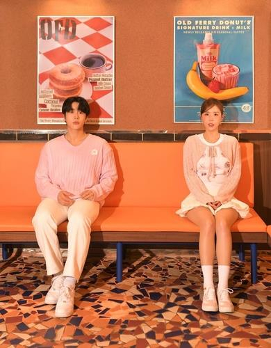 신지와 문원. 사진제공=제이지스타
