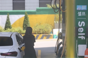 중동 사태로 널뛰는 유가·운임·환율…사지 내몰린 기초체력 약한 중기