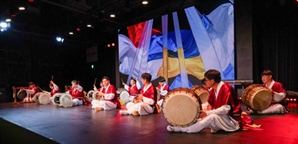 크라운해태 임직원, 日 오사카엑스포서 국악공연 진행