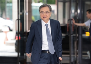 조현 외교장관 후보 "美부터 간다는 고정관념 벗어나야"
