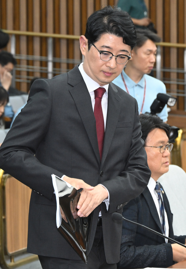 주진우 국민의힘 의원이 24일 국회에서 실시된 김민석 국무총리 후보자 인사청문회에 참석하고 있다. 오승현 기자 2025.06.24