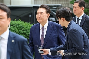 '109일 만에 재체포' 실패…특검 "尹, 28일 오전 출석요구"