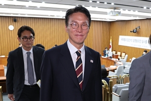 검찰, 김민석 총리 후보 '재산누락 의혹' 사건 경찰 이송