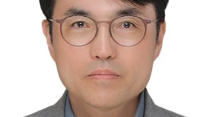‘근로자’를 ‘노동자’로 부를 수 있는 고용부 신임 차관