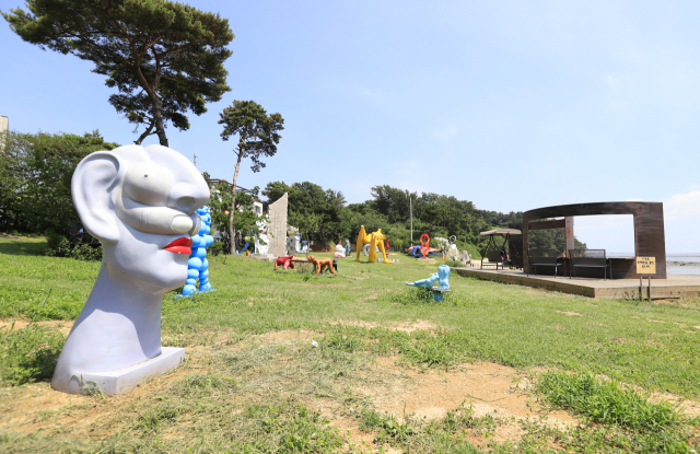 모도 배미꾸미 조각공원 전경. 사진제공=옹진군