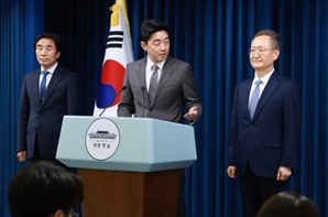 권력기관 개편에 '친명좌장' 정성호 '정책통' 윤호중 투톱[李정부 2차 내각 인선]