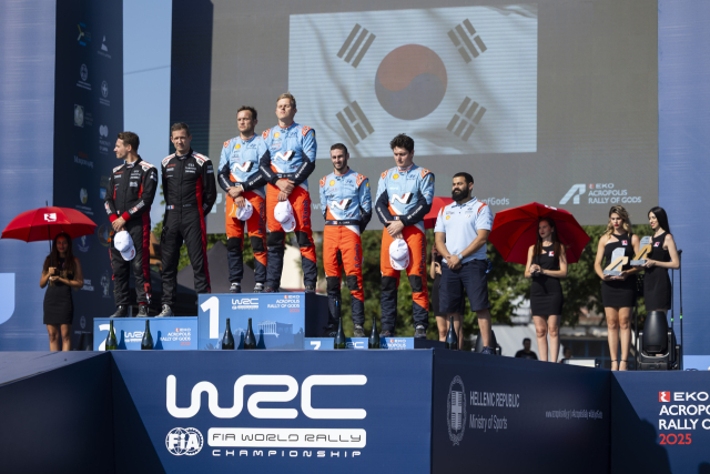 지난 26~29일(현지시간) 그리스 라미아에서 열린 2025 WRC 7라운드 경기가 끝나고 시상식이 진행되고 있다. 사진제공=현대차