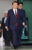 [속보] 내란특검 "尹 조사날짜 변경 요청 받아들이지 않기로"