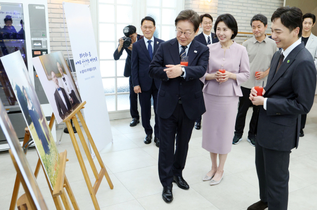 李대통령 “문화는 투자…문화예술인 기본소득 필요성”