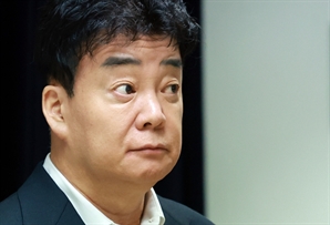 각종 논란에 백종원 '중대 결정'…8월부터 배달 매출 로열티 반값