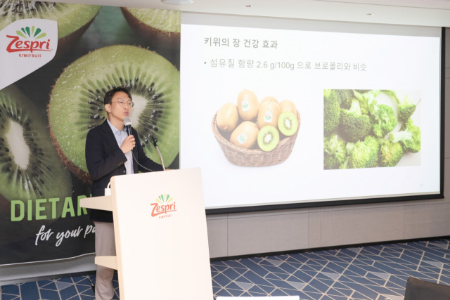 두유부터 햇반까지…정희원에 빠진 식품업계