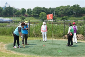 중랑구립파크골프장, 오픈 1년여 만에 누적 이용객 3만3000명 돌파