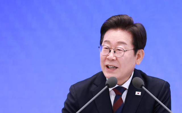李 “일자리 나누기”…4.5일제 속 ‘진짜 고용정책’ [양종곤의 노동 뒤집기]