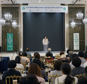 소비자 투표 개요 설명하는 유미화 올녹상 소비자평가위원장