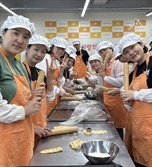 속안심내과, 제빵 봉사 통해 지역사회에 온정 전해