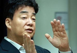백종원 "'농약통 분무기' 검사받았다" 주장에…정작 식약처는 "의뢰조차 없었다"