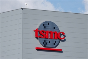 日 2공장 착공 미루는 TSMC, 알고 보니 트럼프 때문?