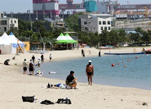 "덥다 더워"…이른 더위에 온열환자 급증