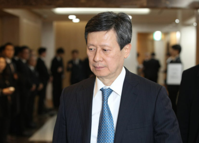 롯데家 장남 신동주, 롯데 경영진에 1400억 원대 손배소