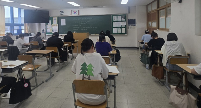 7월 5일 서울 중구 다산로에 위치한 성동공업고등학교에서 제22회 전문간호사 자격 1차 시험이 시행됐다. 사진 제공=대한간호협회