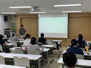 “대입 논술전형 준비하자”…구로구, ‘수시대비 논술특강’ 운영