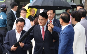 '공천개입' 정조준한 김건희 특검… 김영선·윤상현·김상민 압수수색