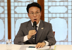 김민석 총리 30일치 계획은…"300일처럼 뛸 것"