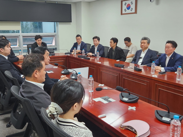 잭 콩 지안핑 홍콩 정부 웹3 개발위원회위원이 8일 서울 여의도 국회의원회관에서 한국디지털자산경제협회와 ‘아시아 디지털자산 협의체 설립 준비위원회’를 공식 발족했다. 사진 제공=한국디지털자산경제협회