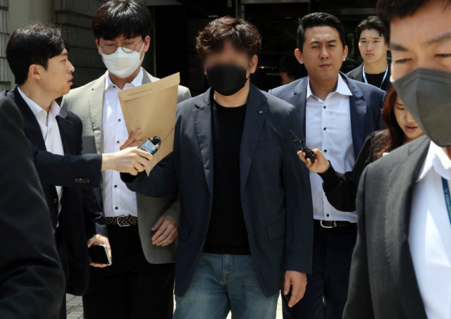 12·3 비상계엄 당시 계엄군이 선거연수원에서 중국인 간첩 99명을 체포했다는 기사를 쓴 스카이데일리 소속 기자 허 모 씨. 뉴스1