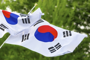 "7월17일 제헌절 진짜 안 쉬나요?"…공휴일 재지정 목소리 높은 이유