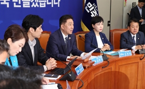 與 "윤석열 다음은 김건희…특검, 金 구속해 철저히 단죄하길"
