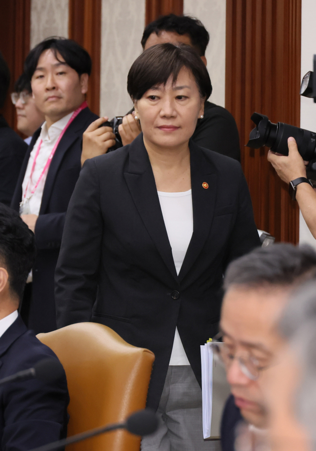 송미령 농림축산식품부 장관이 10일 서울 종로구 정부서울청사에서 열린 국정현안관계장관회의에 참석하고 있다. 기사 내용과 무관하다. 연합뉴스.